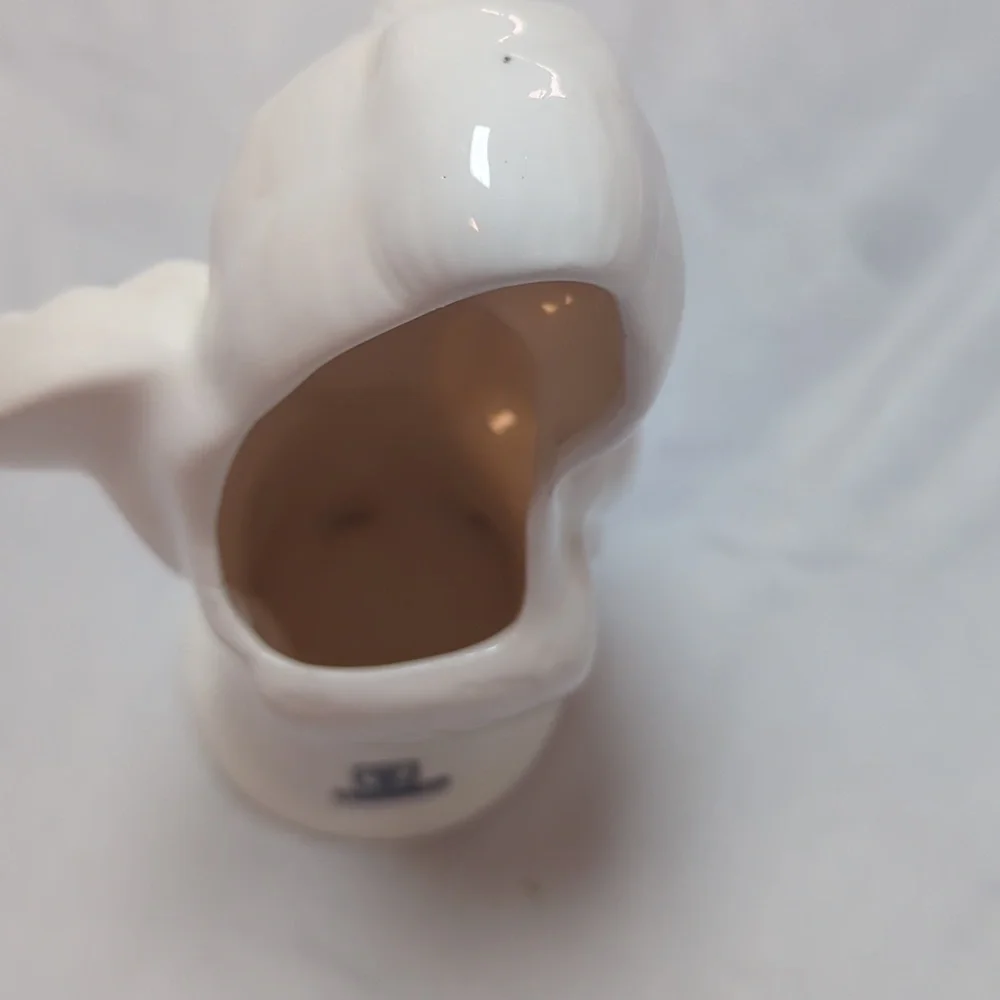 White Geisha with Fan Ceramic Benihana Figurine Vase 8